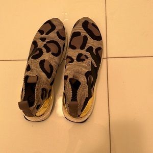 Mens cheetah print ADIDAS ULTRA BOOST SIZE 10.5